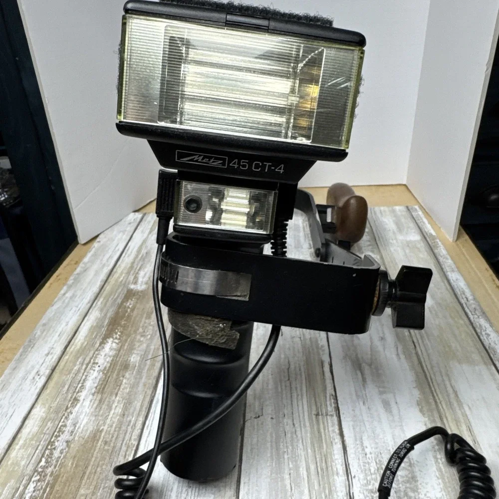 Metz 45 CT-4 Flash, Sync Cable VTG Quantum Turbo cable HvyDty bracket Untested